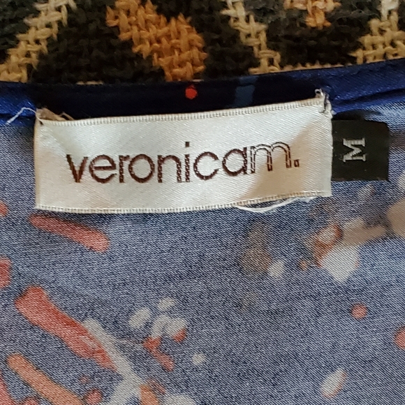 veronica m blue floral wrap top - Picture 5 of 10